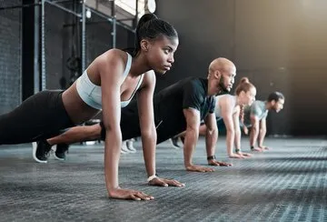 Modular exercise blocks in a timeline layout